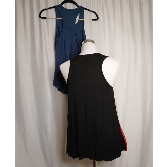 Patriotic tank top bundle lot of 2 American Flag freedom Small Freedom Peace - Picture 2 of 9